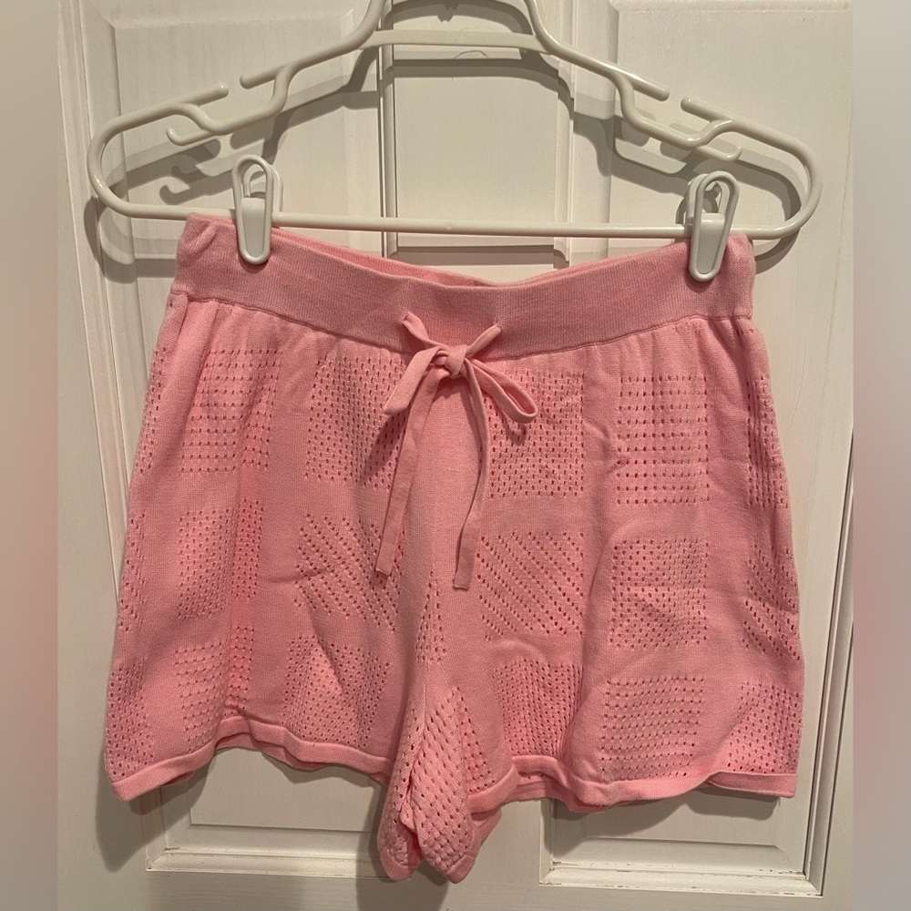 Monrow Pink Crochet Knit Shorts Size S NWT